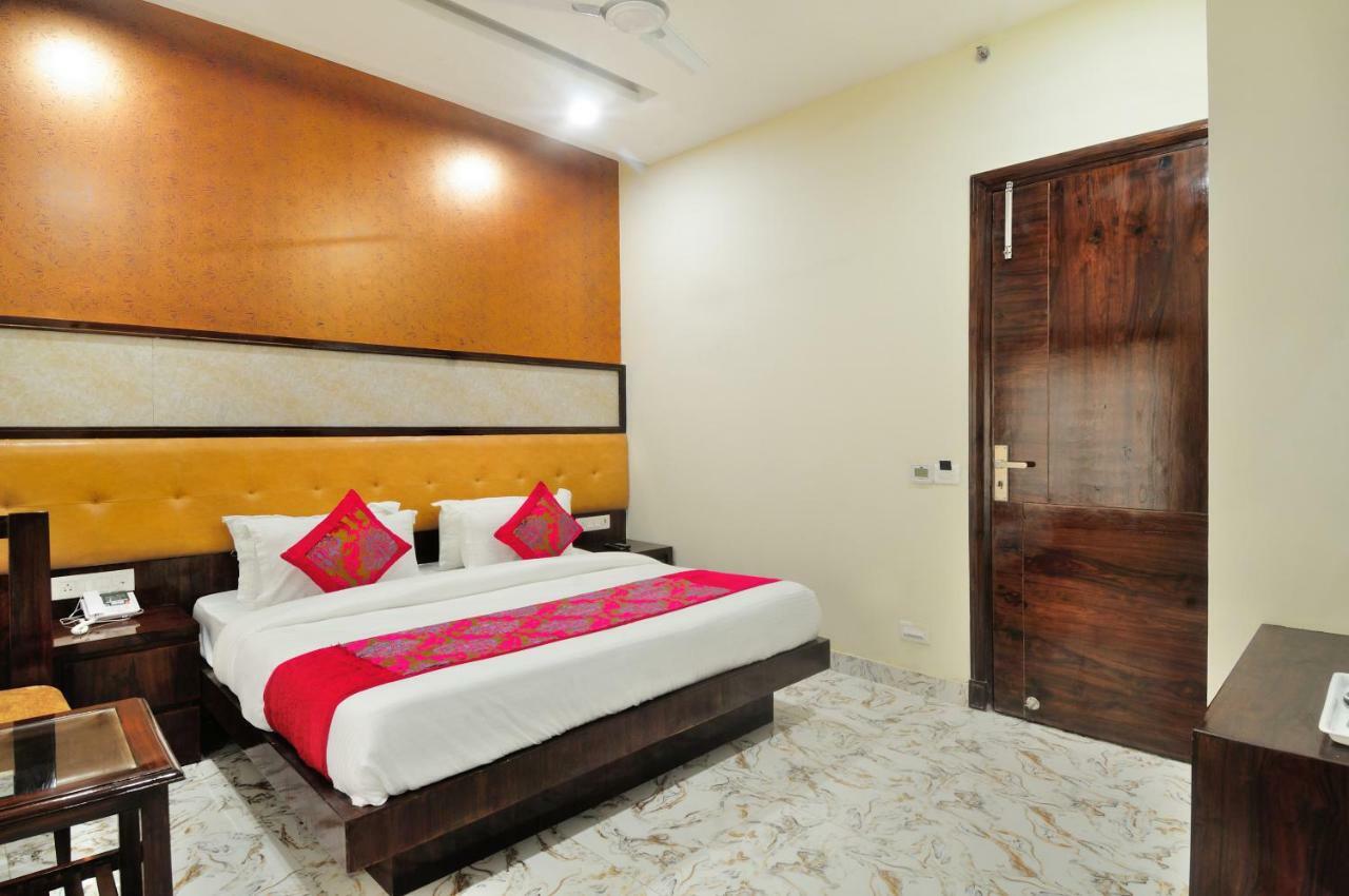 The Grand Uddhav New Delhi